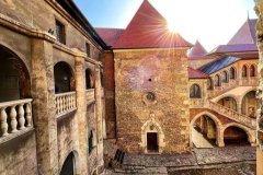 Corvin_Castle_Romania3