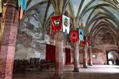 Corvin_Castle_Romania_room