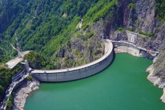 vidraru-dam-lake-3